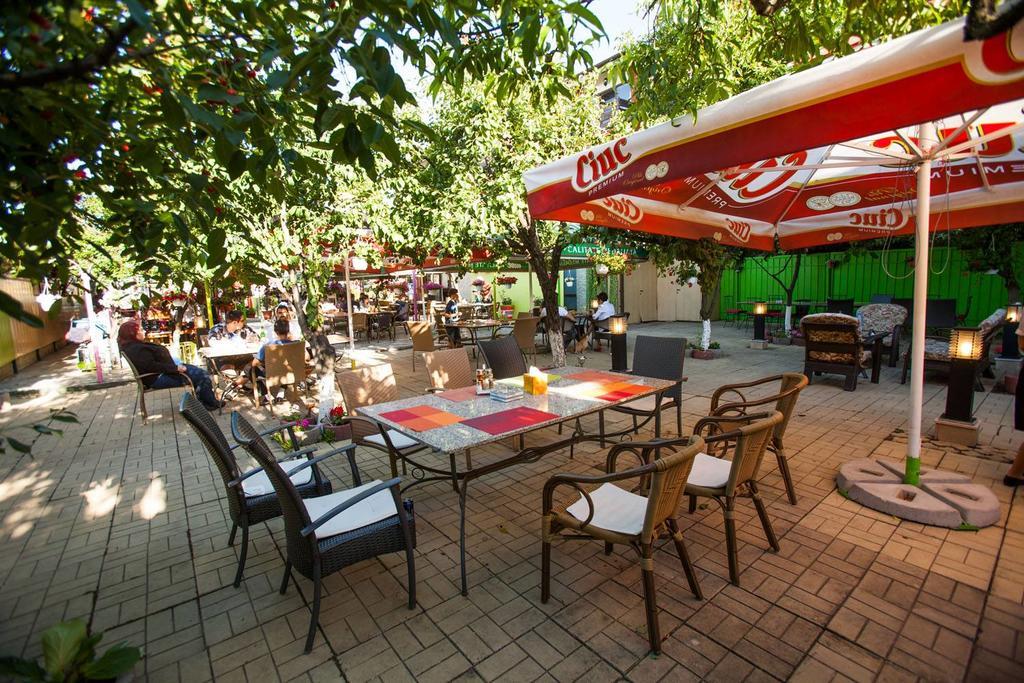 La Gil Bucharest